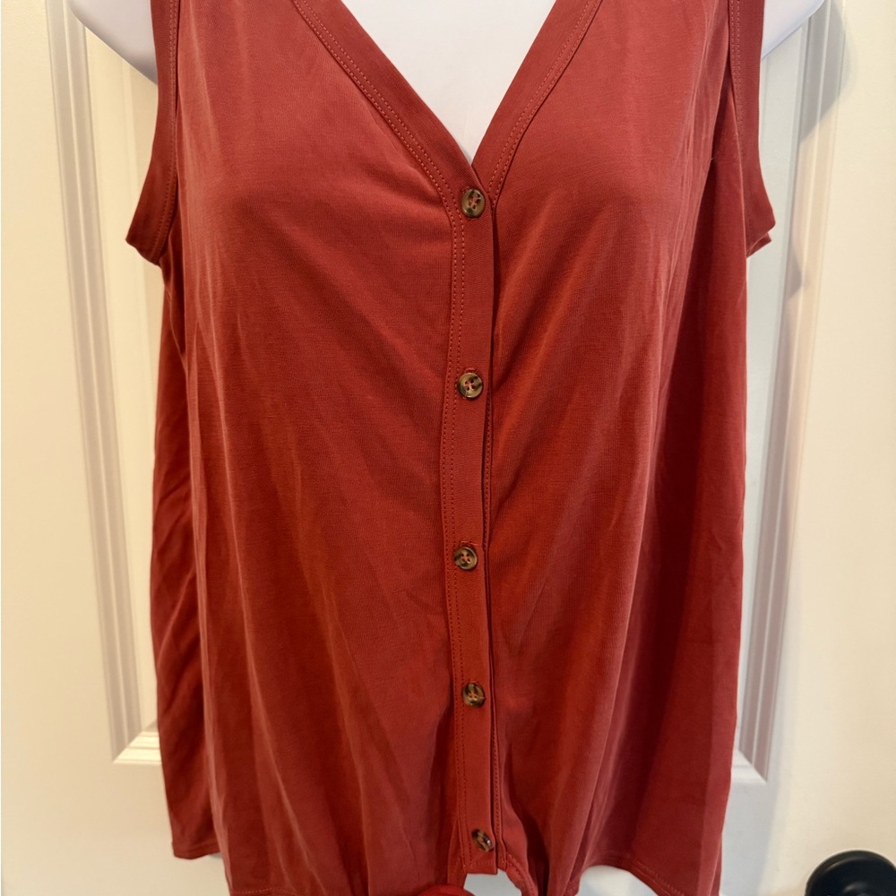 Green Envelope Brown and Red Sleeveless Relaxed Tank Top